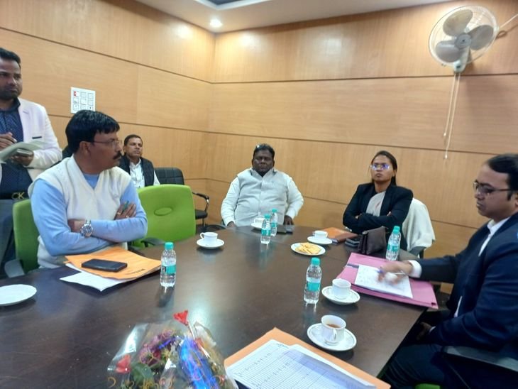 पलामू दौरे पर कृषि मंत्री शिल्पी नेहा तिर्की | पलामू दौरे पर कृषि मंत्री शिल्पी नियो तिर्की: बोली-झारखंड में जमीन रिकॉर्ड डिजिटल घोटाले के खिलाफ, कटाना ऑफ लाइन रसीद - पलामू समाचार