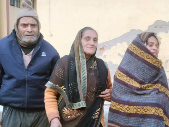 पलामू में बच्चे की संदेहास्पद मौत, पिता पर हत्या का आरोप | बच्चे की मौत, पिता पर हत्या का आरोप: पत्नी ने कहा- पति ने बच्चे के मुंह में कुछ डाला था, अवैध पुलिस मुठभेड़ में - पलामू समाचार