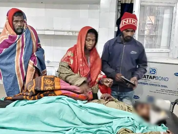 पेड़ से टकराई बाइक, सवार की मौत | पेड़ से टकराई बाइक, सवार की मौत: घर पहुंचे दुर्घटना हुआ हादसा, इलाज के दौरान गर्भपात दम - पाकुड़ समाचार