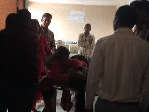 रुपये की सुपारी देकर कराई गई महिला डांसर की हत्या पलामू में 60,000 | महिला डांसर की 60 हजार रुपये की सुपारी लेकर की गई हत्या: प्रेमी ने बनाई हत्या की योजना से हुआ विवाद, बिहार से आई थी श्रेया - पलामू समाचार