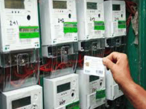 200 यूनिट फ्री बिजली पड़ सकती है आपकी जेब पर भारी | 200 यूनिट फ्री बिजली जेब प्रति पैड हो सकती है भारी: ₹344 करोड़ हर महीने हो रहा खर्च; घरेलू बिजली की कीमत ₹2 प्रति इकाई बढ़ाने की तैयारी - रांची समाचार