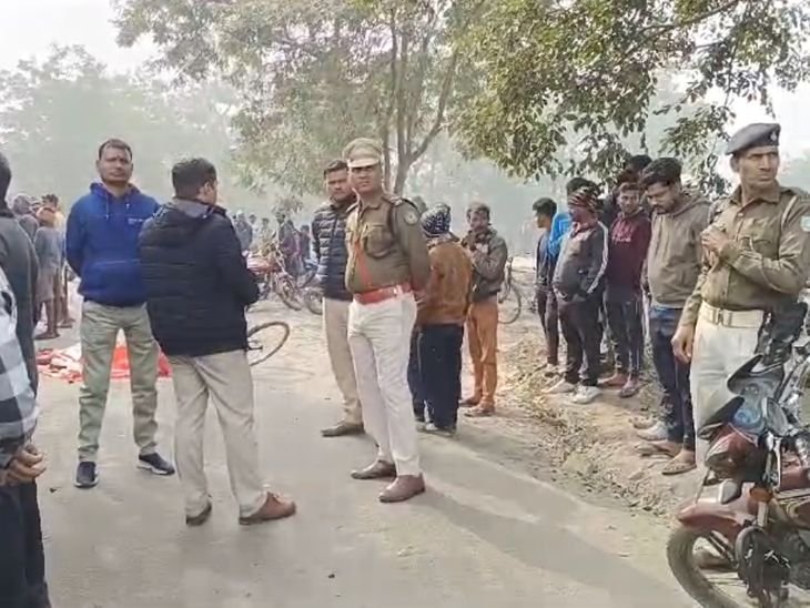 कोयला लदे हाइवा ने ली एक और जान | कोयला लदे हाइवा ने ली एक और जान: डब्बा में साइकल सवार की मौत, रेलवे ने किया सड़क जाम; चालक गिरफ्तार - धनबाद समाचार