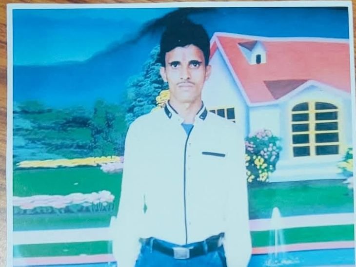 गिरिडीह के खरियोडीह डैम में एक व्यक्ति का शव मिला | गिरिडीह के खैरोडीह बांध में मिला व्यक्ति का शव: शनिवार से ही था लापता, लापता ने पाया हत्या का खतरा - गिरिडीह समाचार