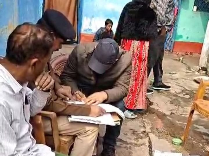 जामताड़ा रेप के आरोपी का घर जब्त | जामताड़ा में 4 महीने से 4 महीने की थी 2000 में 2 लाख 50 हजार रुपये की चोरी, पिछले साल दर्ज हुआ था केस - जामताड़ा न्यूज