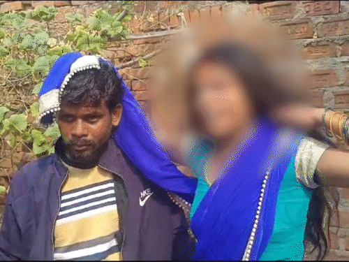 धनबाद में शादीशुदा प्रेमिका से मिलने गया प्रेमी और बुरी तरह पीटा गया | गर्लफ्रेंड गर्लफ्रेंड से मिली बॉयफ्रेंड की दोस्ती, ऊंची उठी दोस्ती: एसोसिएशन की गर्लफ्रेंड बोली- शादी मांग के खिलाफ हुई, मैं तो प्रेमी संग जाऊंगी - धनबाद समाचार