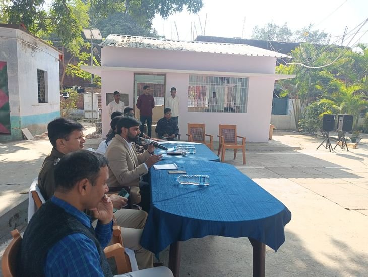 प्राधिकरण के सचिव ने किया जेल का निरीक्षण | चाईबासा (पश्चिमी सिंहभूम) समाचार - चाईबासा के सचिव ने जेल का निरीक्षण किया