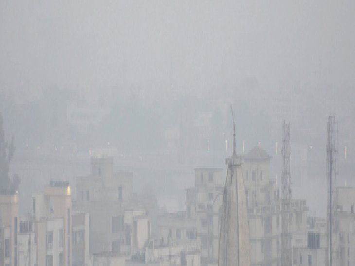 रांची में दिन का तापमान 2.3 डिग्री गिरने से बढ़ी ठंड, रात का तापमान सामान्य से 3.3 डिग्री अधिक होने से थोड़ी राहत | मौसम में जारी- जारी: रांची में दिन का तापमान 2.3 डिग्री से अधिक कनकनी, रात का पारा सामान्य से 3.3 डिग्री अधिक हो रहा है मजबूत राहत - रांची समाचार