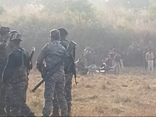 रामगढ़ में कुख्यात अपराधी राहुल तुरी का एनकाउंटर | हत्या के बाद जिम्मेदारी लेने वाला आलोक समर्थक की गोली मारकर हत्या: सीसीएल कर्मी की गोली मारकर हत्या, एक झोला मोबाइल बरामद - रामगढ़ (झारखंड) समाचार