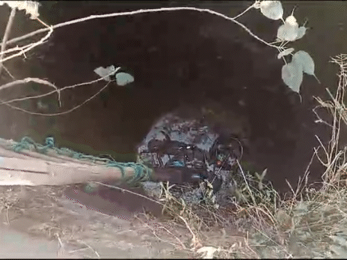 हज़ारीबाग़ में बाइक समेत कुएं में लगाई छलांग, मौत | ससुराल वालों की मौत, मौत: चार की गई जान, पत्नी से विवाद के बाद दावों में डूबा युवा, मौत