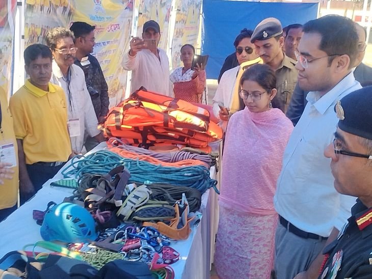 आपदा प्रबंधन में युवा महत्वपूर्ण भूमिका निभाते हैं | अयत अटेरस, अय्यस: अय्यर, अय्यरस, सराय से तूहम