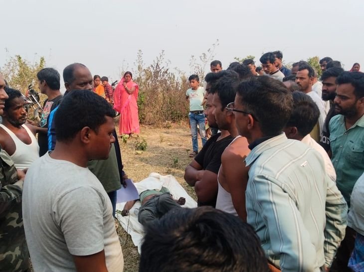 एक मानसिक रूप से चुनौती वाले युवाओं का शरीर देओघर में पाया गया | Vasha से विक विक विक e युवक युवक शव शव शव शव जंगल में पेड़ पेड़ पेड़ पेड़ लटकी लटकी मिली मिली मिली मिली लटकी मिली लटकी मिली लटकी से लटकी पेड़ पेड़ पेड़ पेड़ पेड़ पेड़ पेड़ पेड़ पेड़ पेड़ पेड़