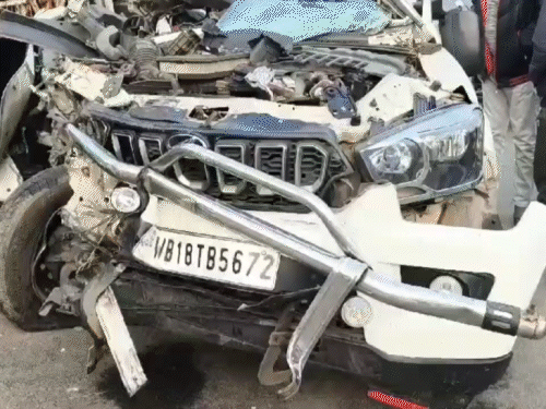 एक सड़क दुर्घटना में एक परिवार के 4 सदस्यों की मृत्यु हो गई | सड़क kasak में स t स स tayraurair 4 की मौत मौत मौत: