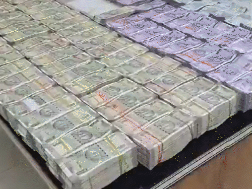 ओडिशा पुलिस ने झारखंड से 8 लुटेरों को गिरफ्तार किया Vaba पुलिस ने ने rayrखंड के 8 therे पकड़े: 3.51 rairोड़ ri, rair, ranaur, rany therash, rurchमगढ़ की की देसी देसी देसी भट में में में में में