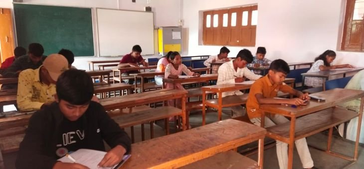 गुमला: शिक्षा और स्वास्थ्य के मुद्दे पर चर्चा | Vaya: t शिकthada व स स e स e मुद e मुद