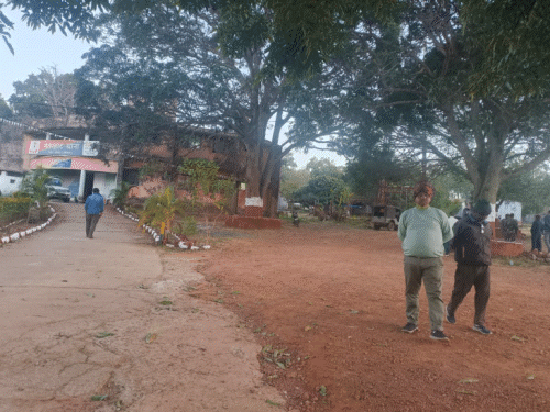 लेटहर में बच्चे की हत्या कर दी गई; दोनों आँखें बाहर निकल गईं, हाथ और उंगलियां टूट गईं | तमाम बात में बच ktun की की e हत दोनों आंखें फोड़ी फोड़ी फोड़ी, kana -kana तोड़ीं