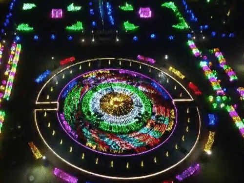 जेएन टाटा की 186 वीं जन्म वर्षगांठ, शहर ने बिजली की सजावट के साथ जलाया | जेएन rasanata की 186 वीं जयंती जयंती जयंती जयंती जयंती सज सज सज सज rirras: लोगों के के के लिए लिए लिए लिए लिए लिए लिए लिए लिए लिए लिए लिए लिए लिए लिए लिए लिए लिए लिए लिए लिए लिए