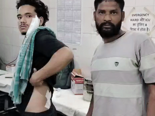 ब्राउन शुगर और जुआ कारोबार पर विवाद | ब्राउन शुगर और जुआ के धंधे को लेकर विवाद: जमशेदपुर में दो गुटों में फायरिंग व चापड़बाजी, 3 घायल, 1 को मुंह में लगी गोली - Jamshedpur (East Singhbhum) News