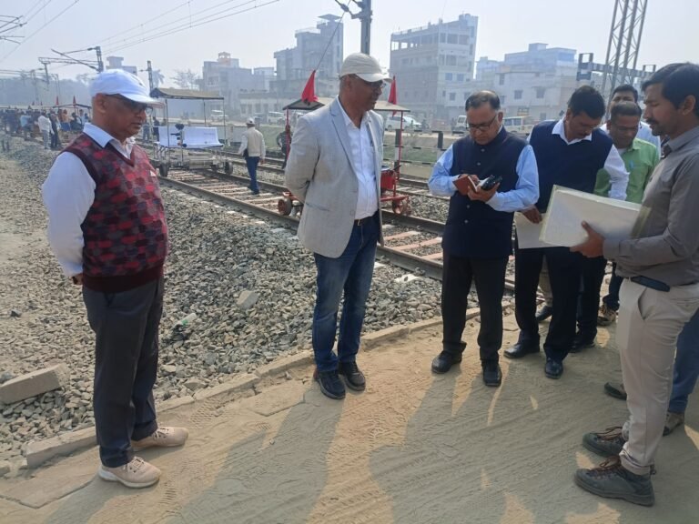संरक्षा आयुक्त (रेलवे), पूर्वी सर्किल द्वाराबेतिया-कुमारबाग नव-दोहरीकृत रेलखंड का किया गया निरीक्षण
