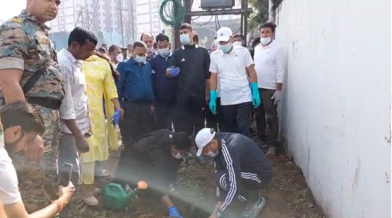 जिला प्रशासन ने उठाई जनभागीदारी के माध्यम से तालाबों और गंदे जगहों की सफाई की जिम्मेदारी….