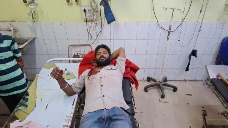 धनबाद के उड़िया पट्टी में बियर बोतल से हमला, दो युवक और एक महिला घायल