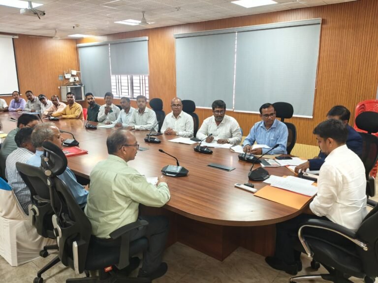 उपायुक्त की अध्यक्षता में धान अधिप्राप्ति से संबंधित बैठक संपन्न