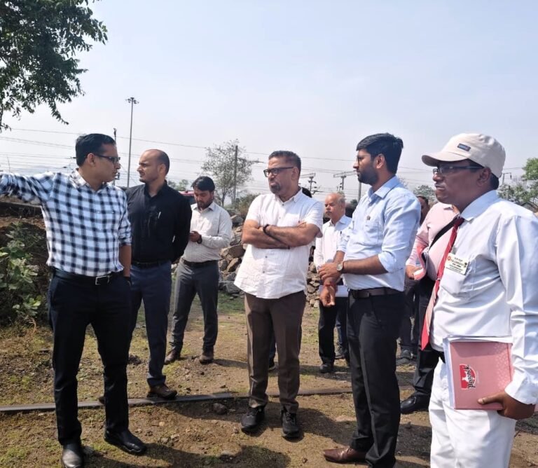 प्रधान मुख्य वाणिज्य प्रबंधक, पूर्व मध्य रेलवे द्वारा बरकाकाना क्षेत्र एवं टोरी–शिवपुर कोयला लोडिंग रेलखंड का निरीक्षण किया गया।