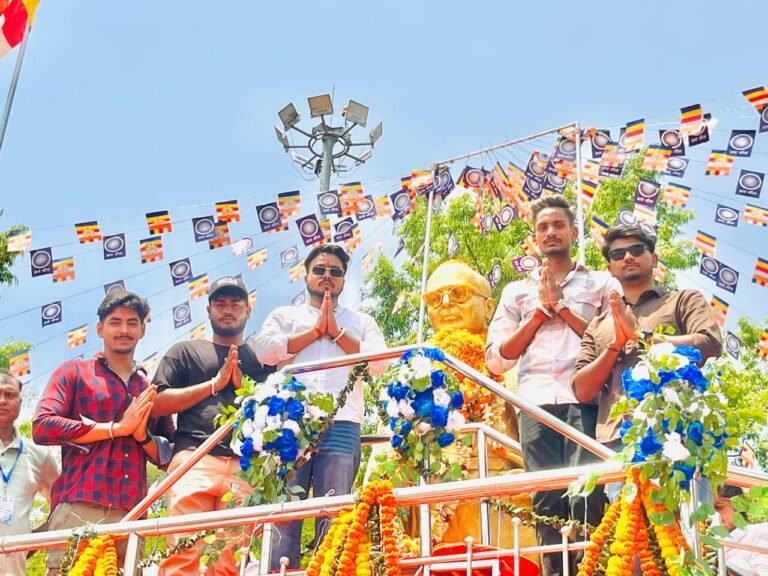एनएसयूआई ने बाबा साहेब डॉ भीमराव अम्बेडकर जी की जयंती पर उन्हें श्रद्धांजलि दी