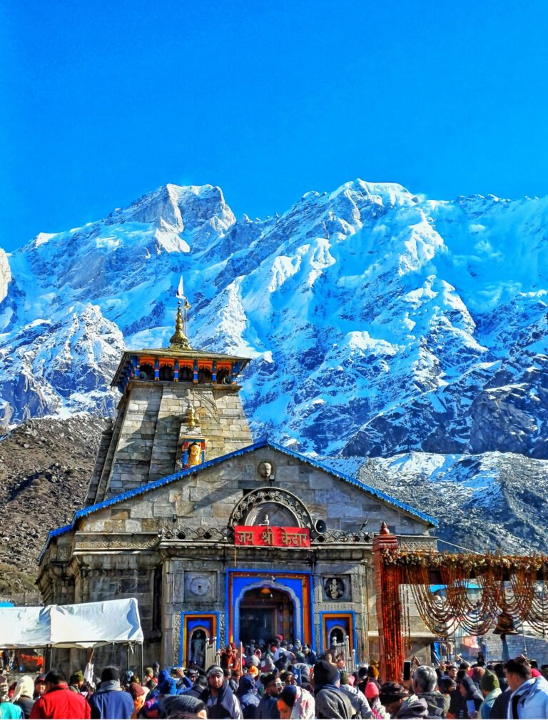 केदारनाथ धाम के कपाट खुले: 6 महीने बाद बाबा केदार के दर्शन शुरू