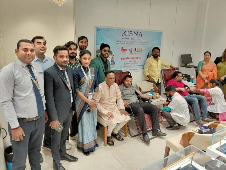 किसना ज्वेलरी के महा रक्तदान शिविर में मरीज़ों के लिए 20 यूनिट रक्त संग्रह