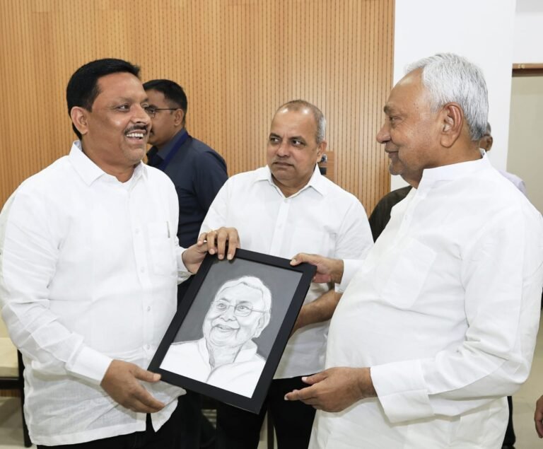 पिंटू कुमार सिंह ने मुख्यमंत्री नीतीश कुमार से की औपचारिक मुलाकात