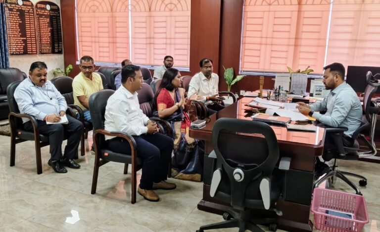 उप विकास आयुक्त ने की ग्रामीण जलापूर्ति योजनाओं की समीक्षा