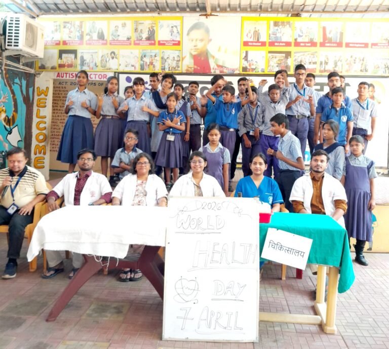 दिव्यांग बच्चों के पहला कदम स्कूल में विश्व स्वास्थ्य दिवस मनाया गया