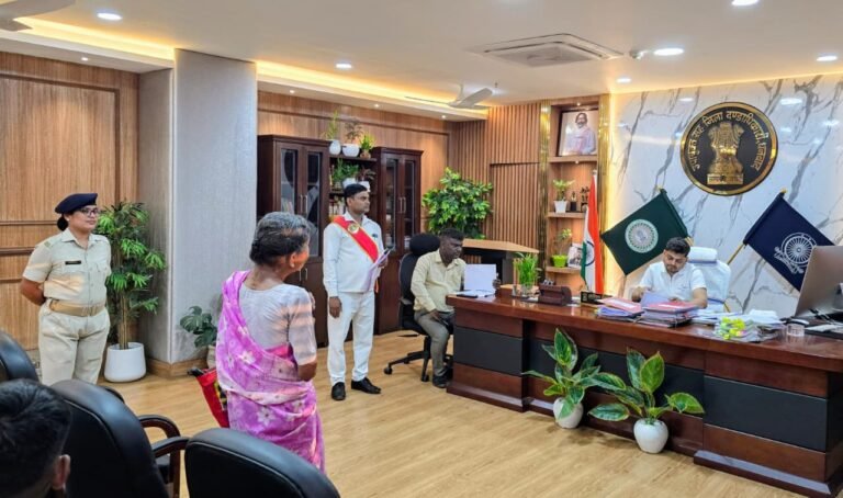 20 लाख लेने के बाद भी न जमीन दी न रजिस्ट्री की