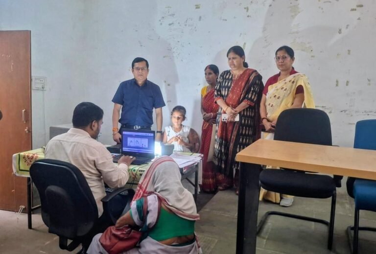 आधार कार्ड के लिए 27 दिव्यांगजनों का हुआ एनरोलमेंट