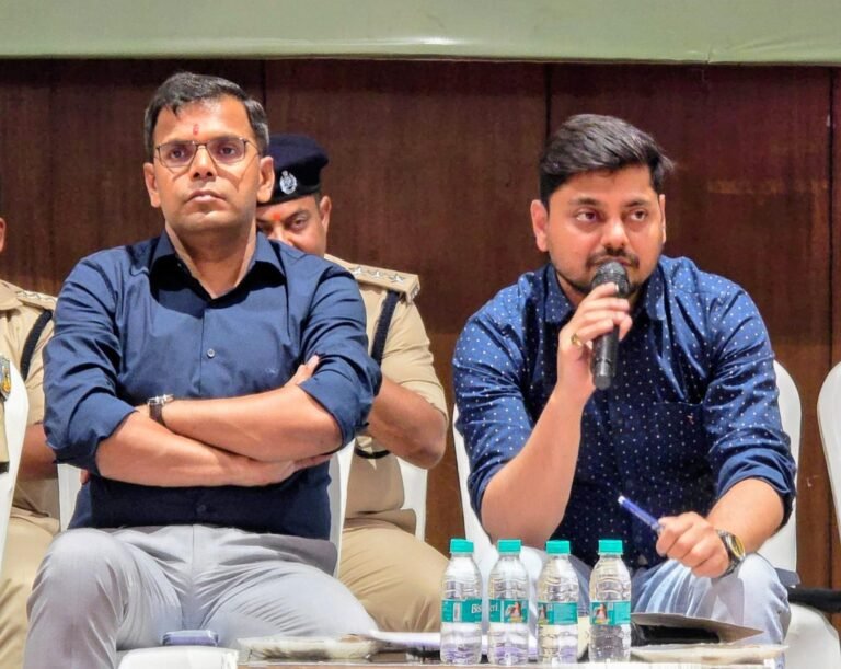 शांतिपूर्ण परीक्षा संपन्न कराने के लिए दंडाधिकारियों व पुलिस पदाधिकारियों को दिए दिशा निर्देश_