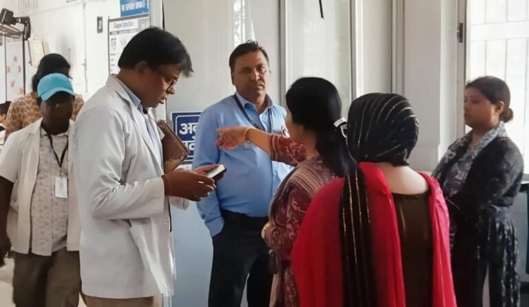 कायाकल्प असेसमेंट के लिए सदर अस्पताल किया का निरीक्षण