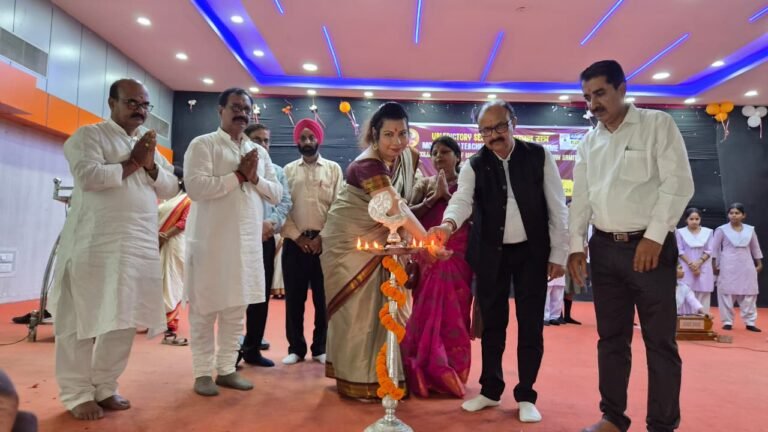 मोंटेसरी टीचर्स ट्रेनिंग का भव्य समापन समारोह संपन्न, 50 शिक्षकों को प्रदान किए गए प्रमाण-पत्र