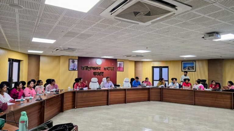 डीडीसी ने की महिला एवं बाल विकास योजनाओं की समीक्षा