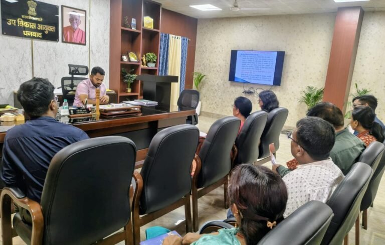 उप विकास आयुक्त ने की बाल संरक्षण इकाई की समीक्षा