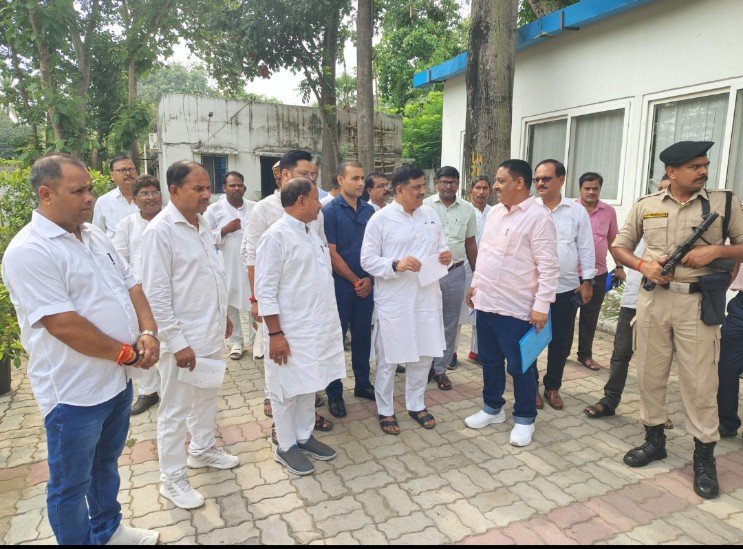पटना में जदयू राष्ट्रीय कार्यकारी अध्यक्ष संजय झा से मिले धनबाद जिलाध्यक्ष पिंटू कुमार सिंह