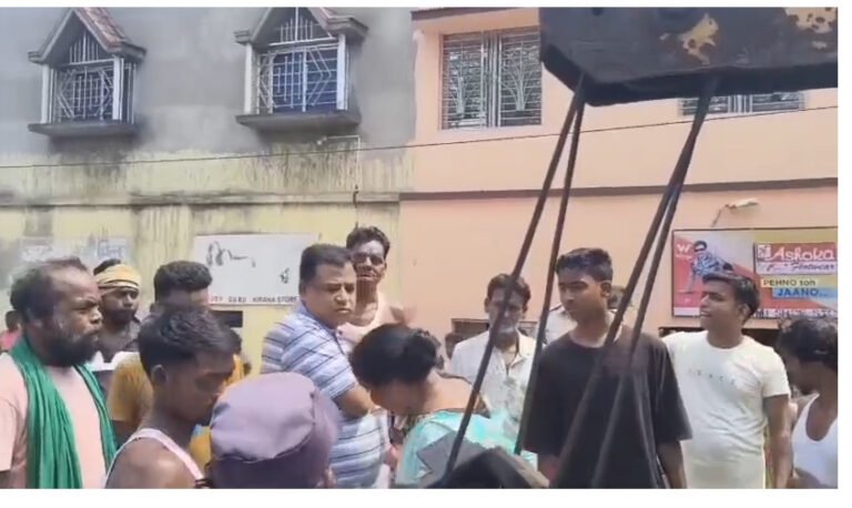 पिंडराहाट में सड़क हादसे के बाद बवाल, मुखिया पति से मारपीट; एक आरोपी हिरासत में