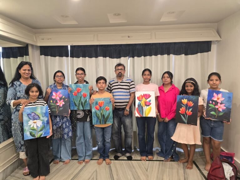 एक्टिव जॉन के एकदिवसीय वर्कशॉप कैनवस में सात पेंटिंग कलाकारों ने ऊकेरी शानदार चित्रकारी
