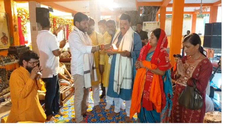 धनबाद के कोयला नगर स्थित श्री साईं मंदिर में अखंड हरि कीर्तन, प्रसाद वितरण , पालकी यात्रा भंडारा का होगा आयोजन ।