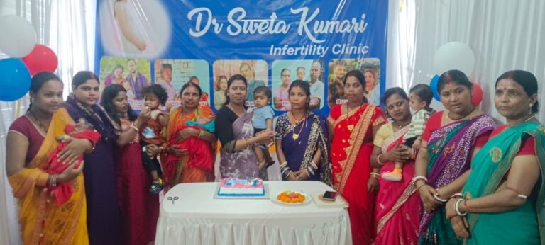 बाबा मेडिकल एंड हेल्थ केयर सेंटर इन्फर्टिलिटी क्लीनिक का प्रथम स्थापना दिवस हर्षोल्लास के साथ मनाया गया