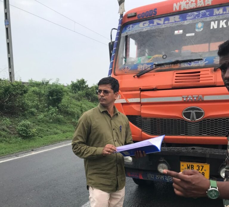 उपायुक्त के निर्देश पर जिला परिवहन पदाधिकारी ने की बड़ी कार्रवाई