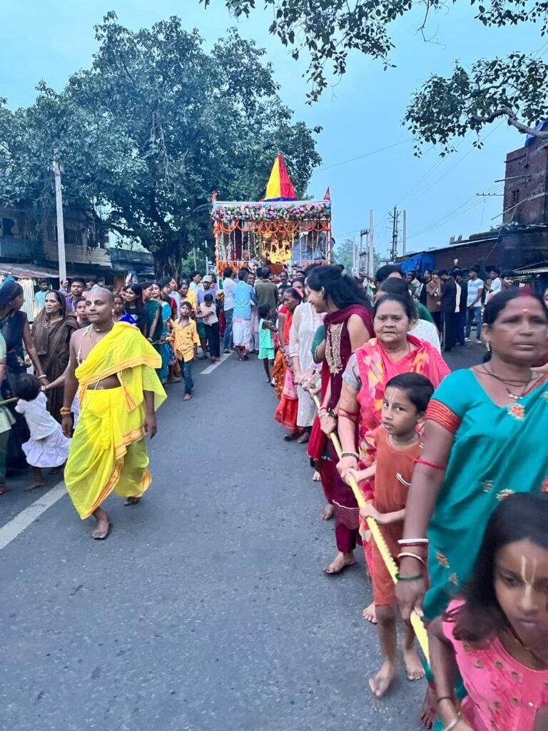 भक्ति और हर्षोल्लास के साथ निकली श्री जगन्नाथ पूर्ण (उल्टा) रथ यात्रा