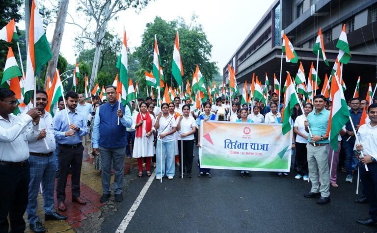 धनबाद मंडल में निकली गई तिरंगा यात्रा |