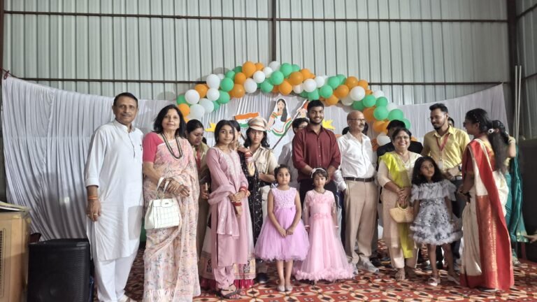 अपर्णा पब्लिक स्कूल में स्वतंत्रता दिवस का भव्य आयोजन