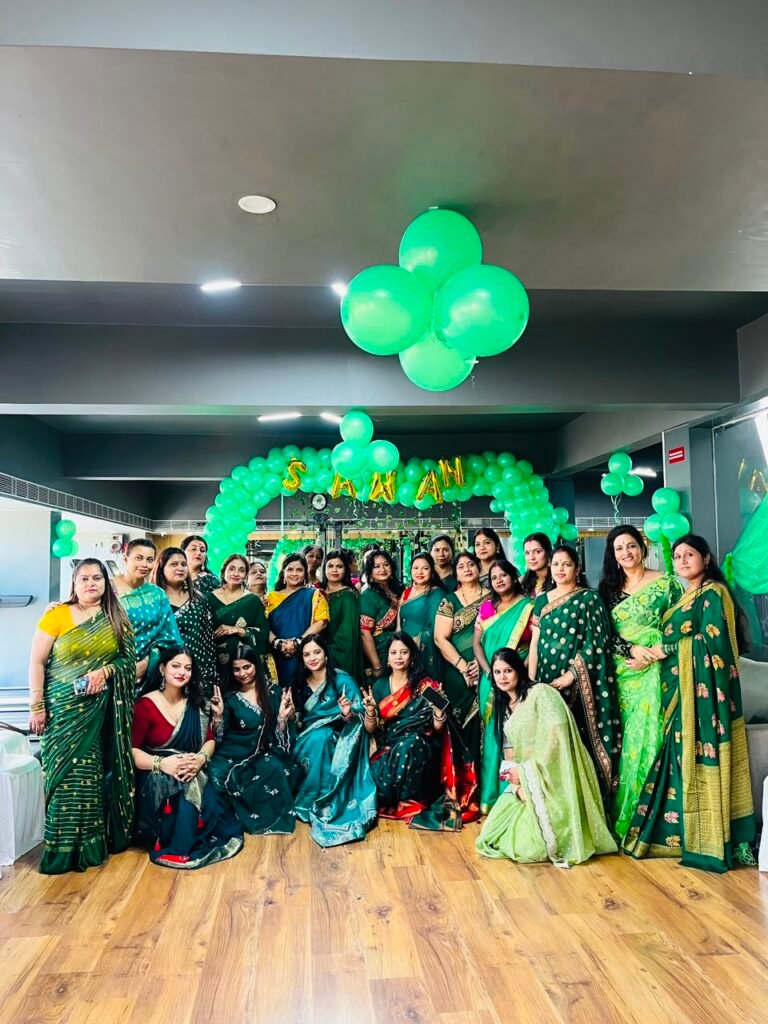 सनीज फिटनेस में धूमधाम से मना सावन उत्सव, महिलाओं ने बिखेरे उत्साह के रंग