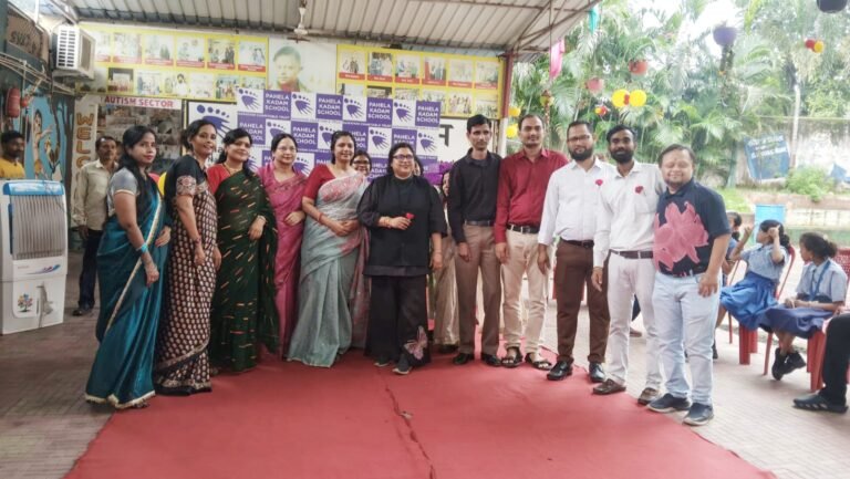 ज्ञान और संस्कार की रोशनी से बच्चों का भविष्य संवार रहे शिक्षक, पहला कदम में मनाया गया शिक्षक दिवस